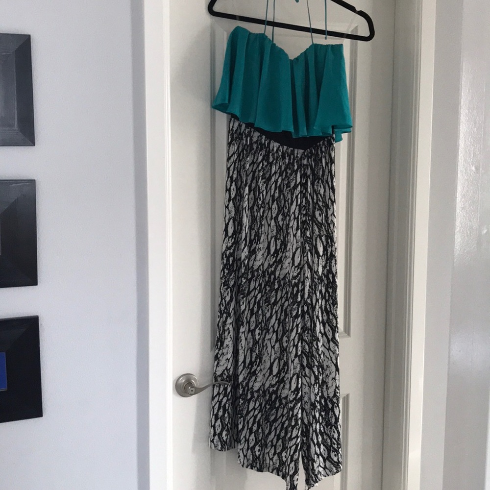 Size M TBags Los Angeles Dress